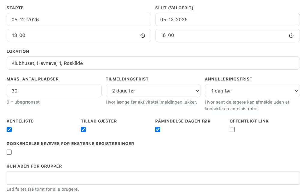 Indstillingerne for en aktivitet: frister, pladser, venteliste, gæster og påmindelse
